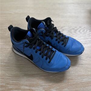 Nike Internationalist Men’s  Royal Blue Mid Atheltic Sneakers  Shoes Size 10
